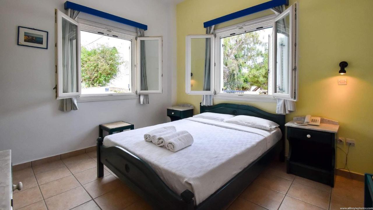 Hotel Ivi Drios Zewnętrze zdjęcie